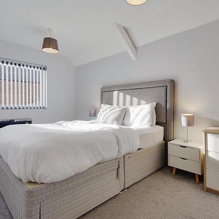 Ashley Road Apartments Poole Eksteriør bilde