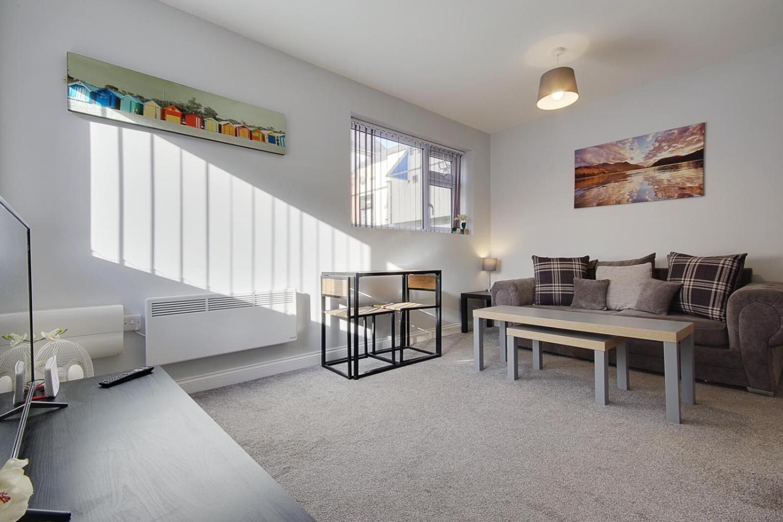 Ashley Road Apartments Poole Eksteriør bilde