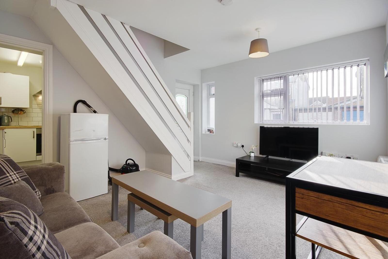 Ashley Road Apartments Poole Eksteriør bilde