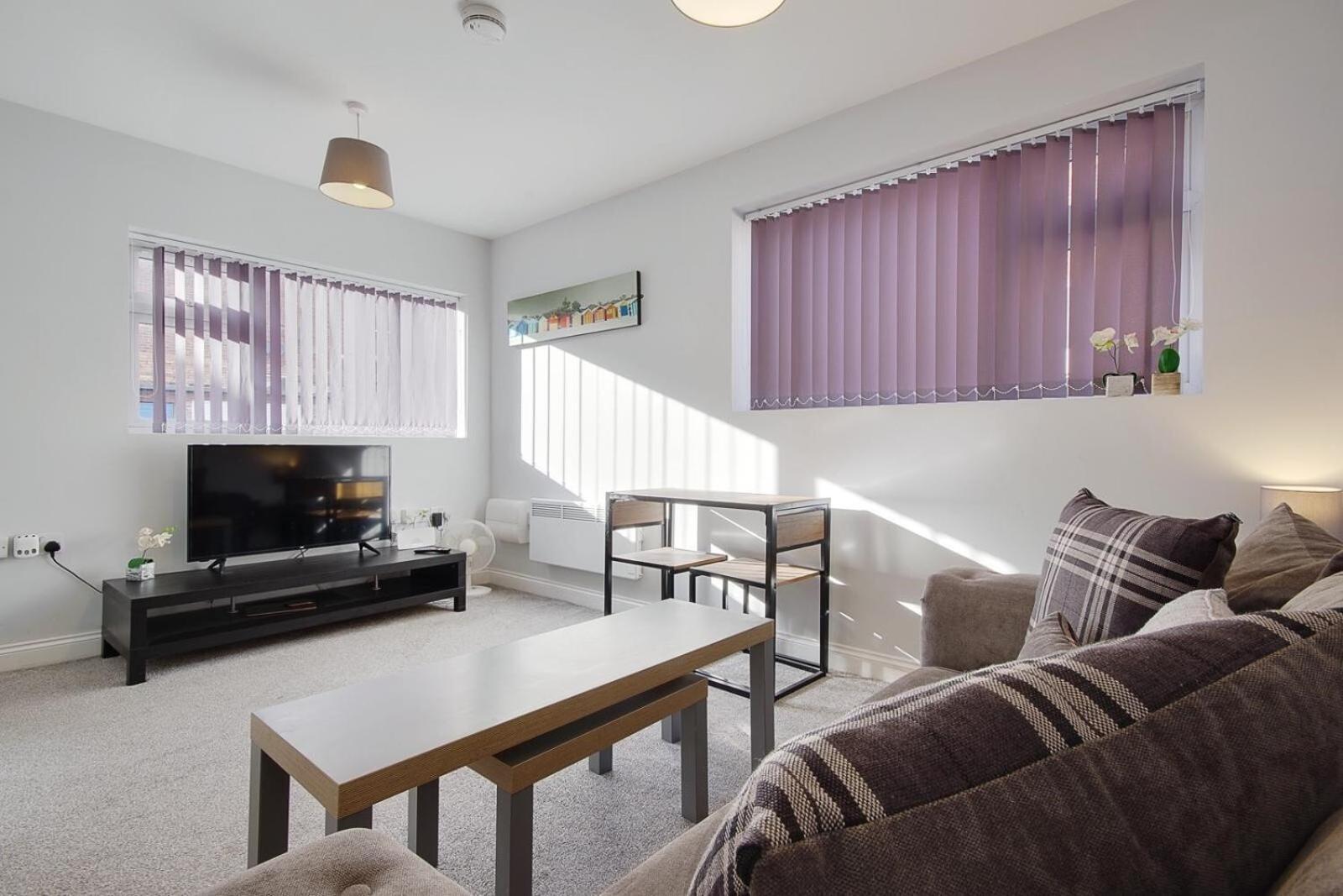 Ashley Road Apartments Poole Eksteriør bilde